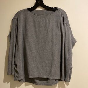 Lululemon grey waffle back in action shirt 4